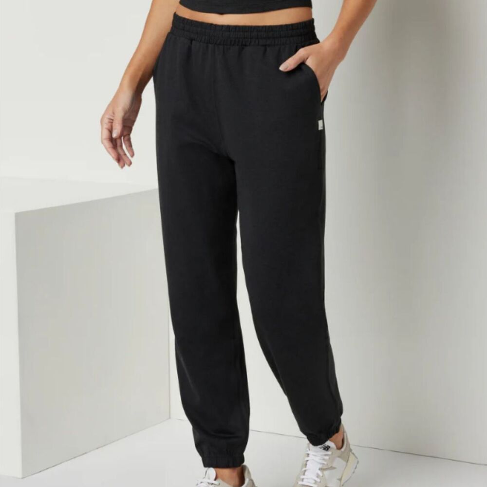 Vuori Boyfriend Tapered Leg Jogger Pants Black Small